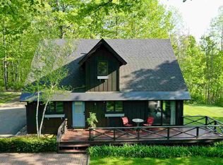 7761 S Pleasantview Rd, Harbor Springs, MI 49740