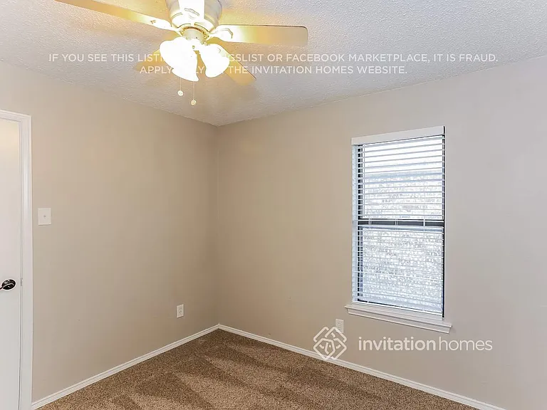 427 Dawn Dr — Photo 9