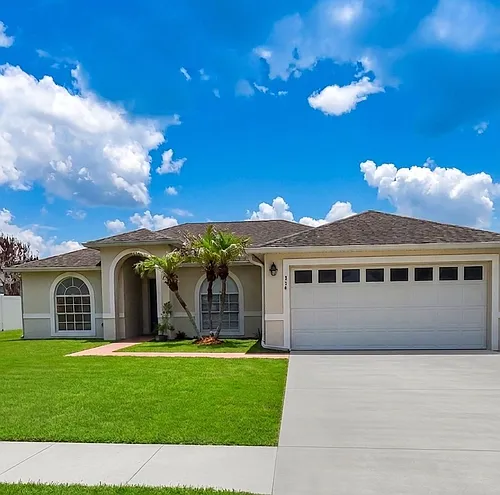 504 Albatross Dr Photo 1