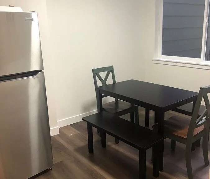 5255 Brooklyn Ave NE — Photo 31