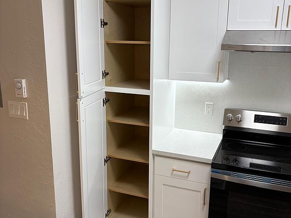 3rd image of 510 Talbert St #4