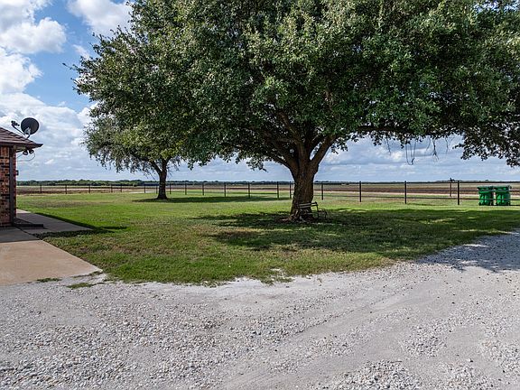 5th image of 369 Odom Rd
