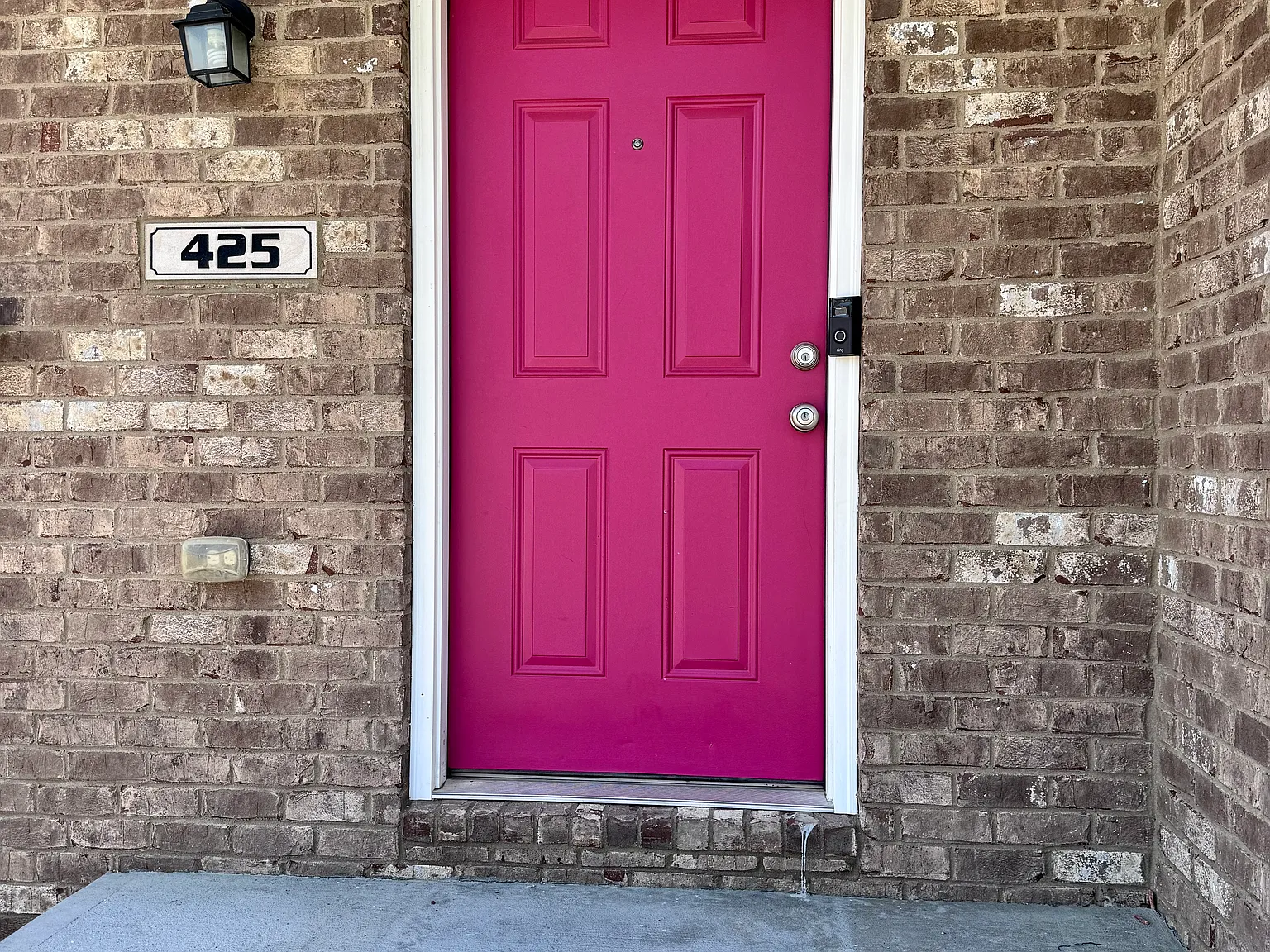 4 bed, 2323 sqft, $2,800 — Photo 3