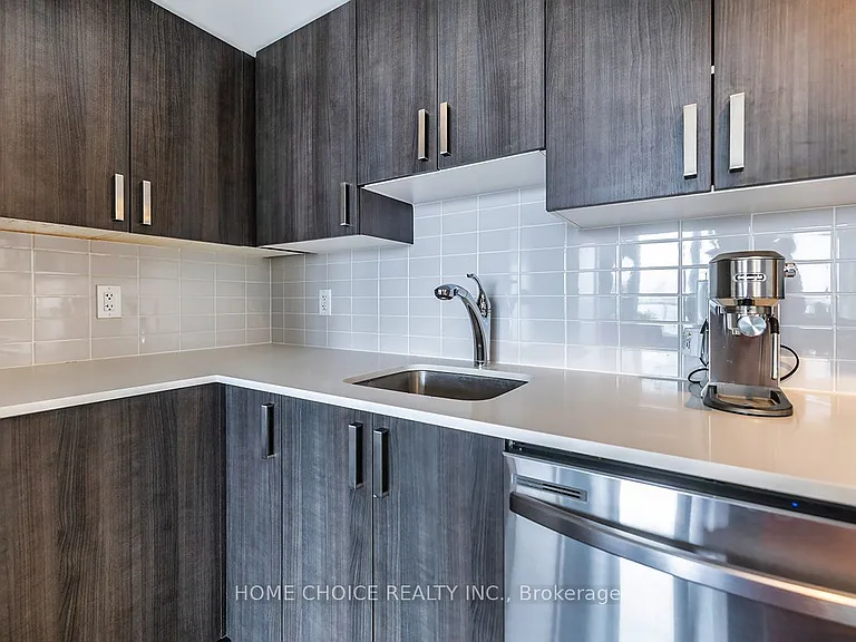 1480 Bayly St #518 — Photo 10