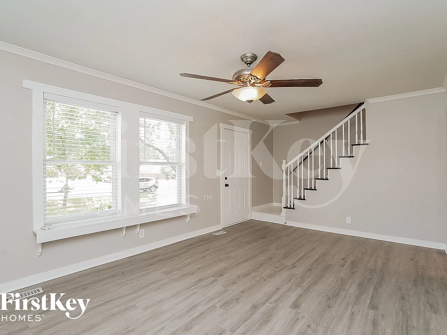 3 bed, 2.0 bath, 1512 sqft, $1,955 — Photo 4