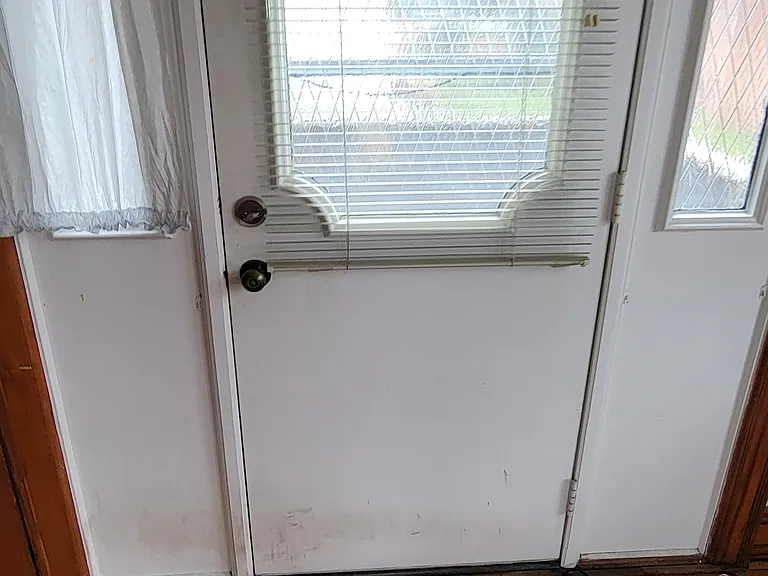 302 E Prospect St — Photo 29