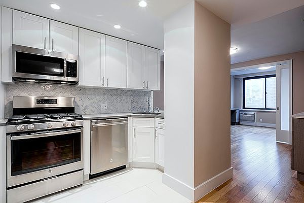 1st image of 784 Columbus Ave APT 11H