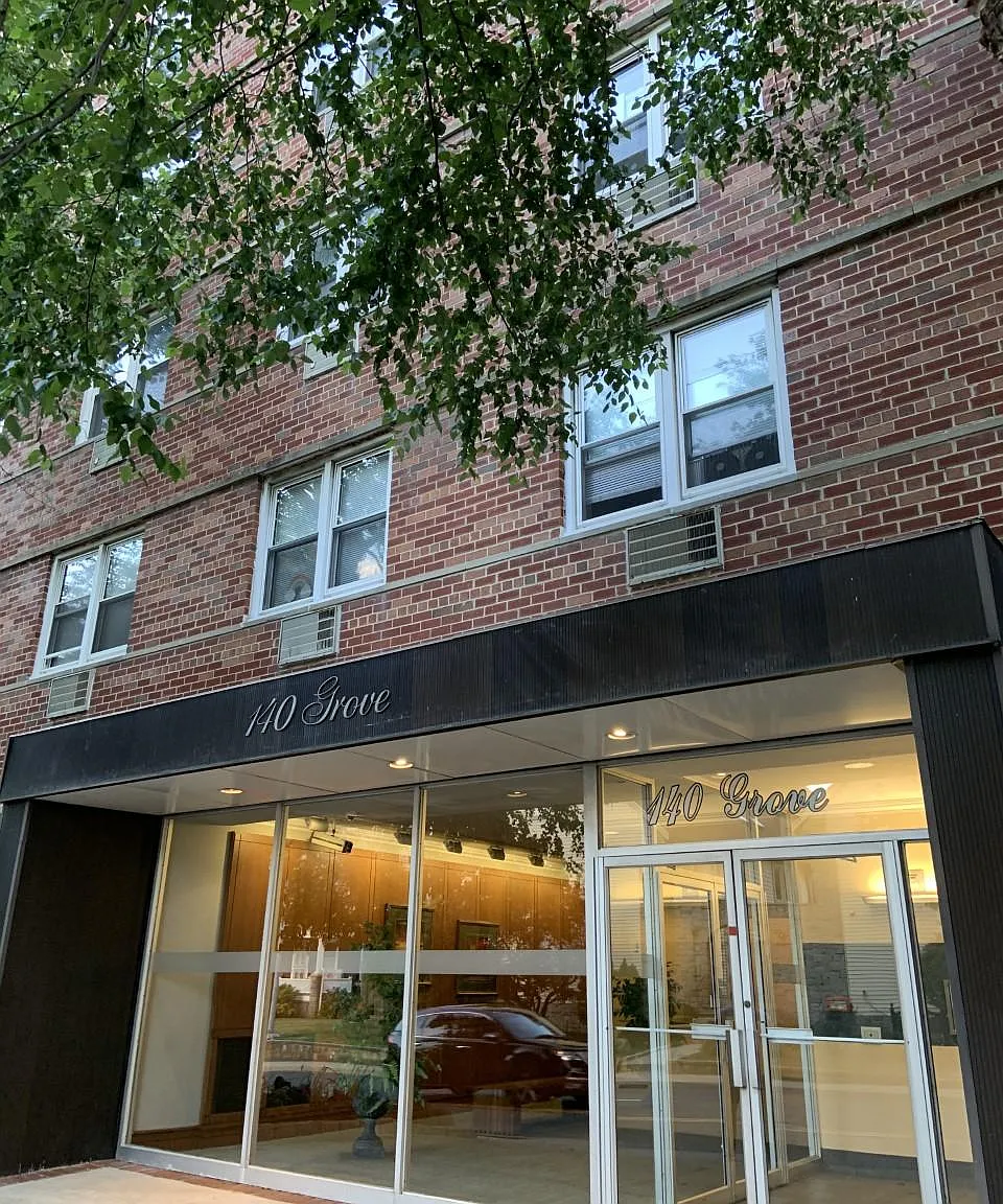Studio, 468 sqft, $2,050 — Photo 1