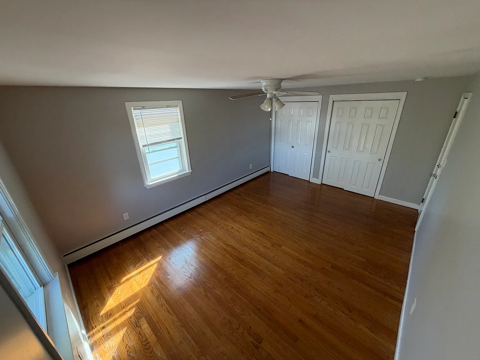 2 bed, 1000 sqft, $2,800 — Photo 2