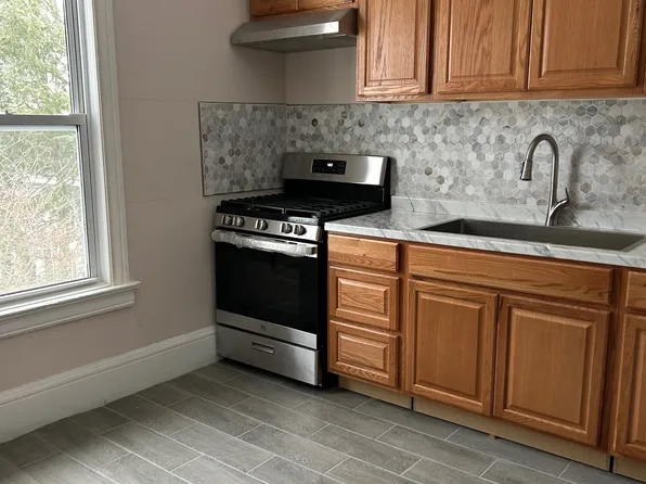 4 S Main Ave #2, Albany, NY 12208