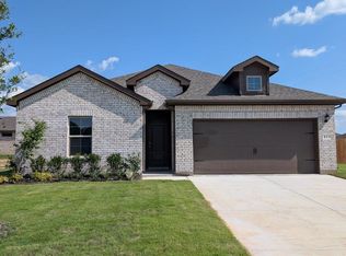 933 Traction Trl, Cleburne, TX 76031