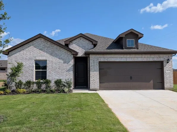 933 Traction Trl, Cleburne, TX 76031