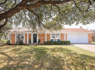 1013 W 12th St, Brady, TX 76825