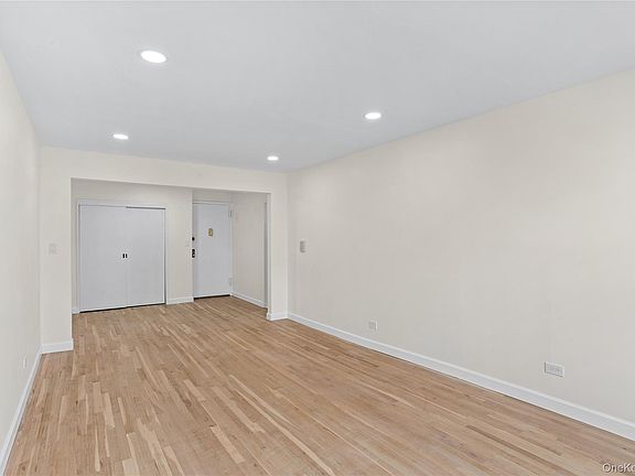 5th image of 33-04 Junction Blvd #4p