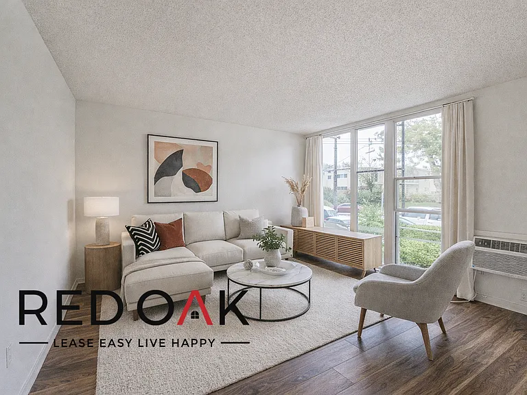 Kabir Apts (Montrose) — Photo 2