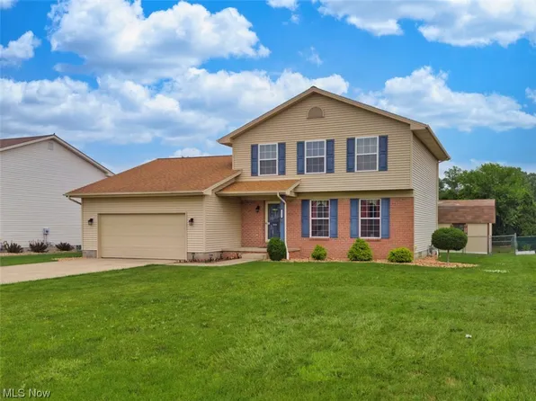 1321 Mulberry Run, Mineral Ridge, OH 44440