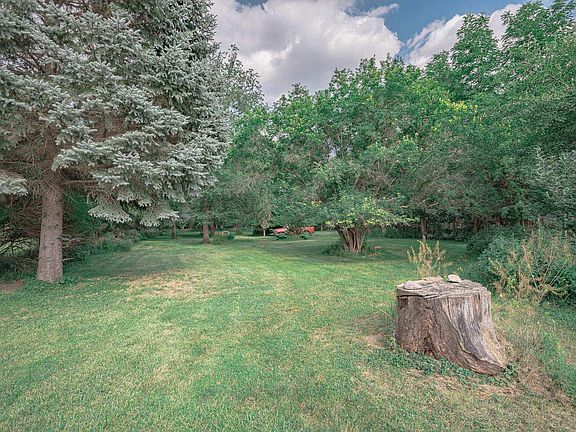 3rd image of 3906 Stone Park Blvd