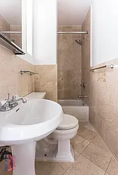 Rented by Century 21 Premier 