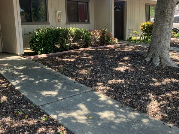 Glide Place Apartments