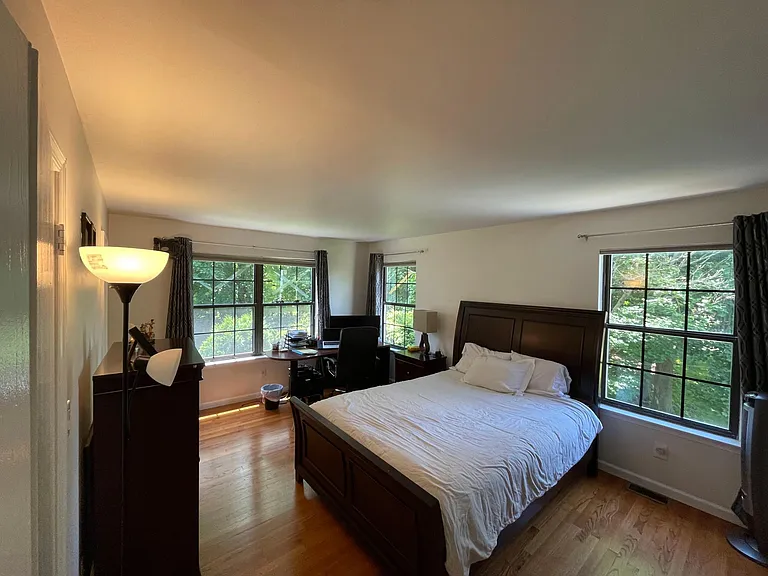 1201 Maplecrest Rd — Photo 11