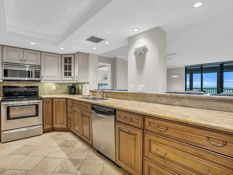 11030 Gulf Shore Dr #1 — Photo 5