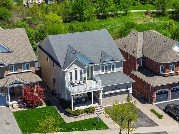 303 Cachet Blvd, Whitby, ON L1M 0C7