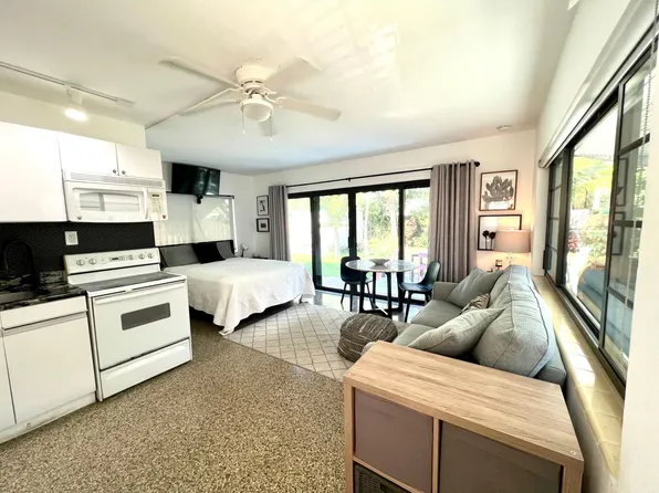 1717 N Ocean Breeze, Lake Worth, FL 33460