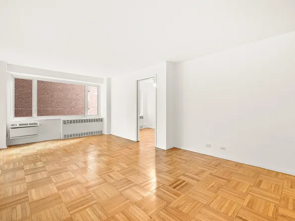 411 East 53rd Street image 1 of 12