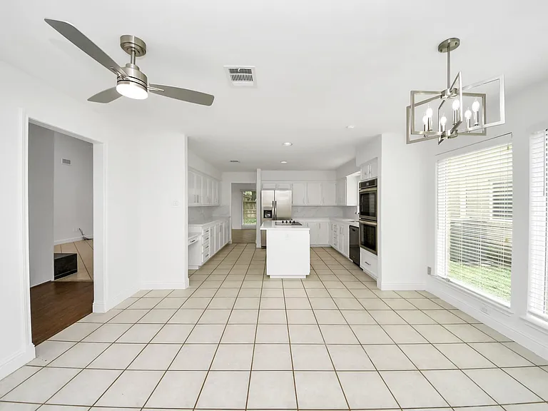 11415 Ella Lee Ln — Photo 13