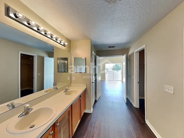 145 Rose Hill Trl — Photo 10