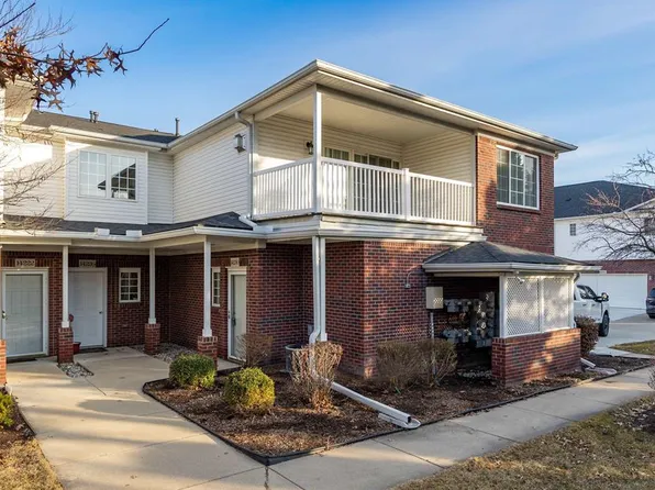 14230 Moravian Manor Cir, Sterling Heights, MI 48312