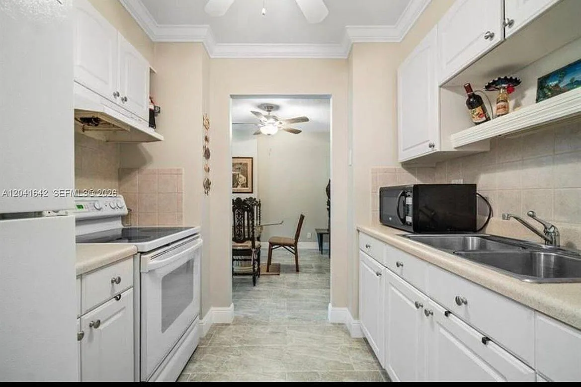 Tierra Del Sol Condo — Photo 3