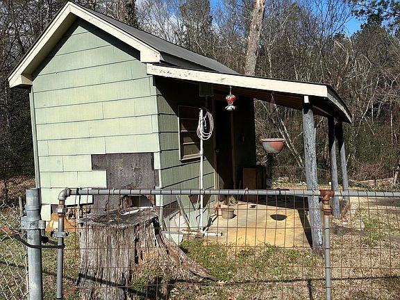 4th image of 1244 Cooper Rd