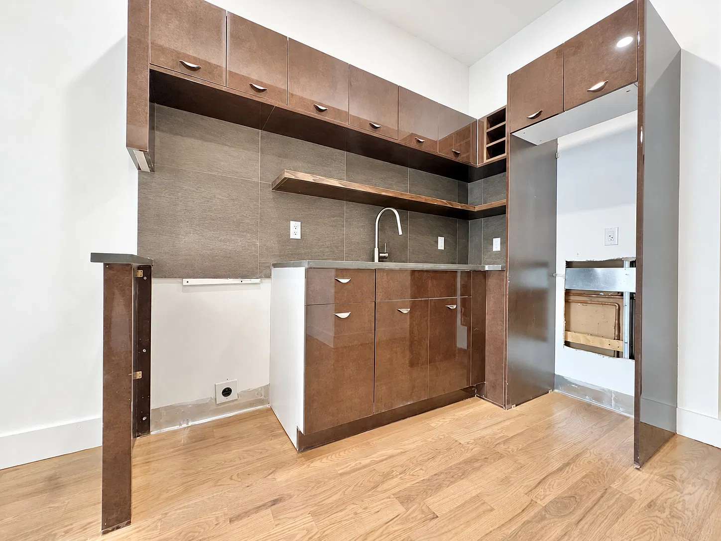 2 bed, 924 sqft, $2,250 — Photo 3