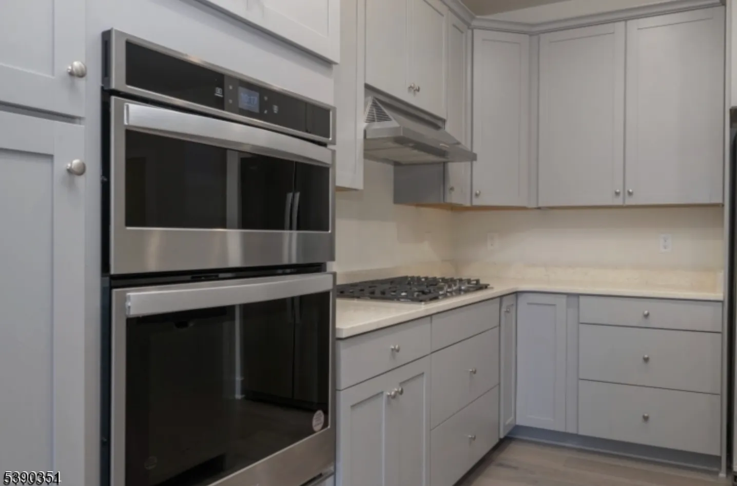 2 bed, 1388 sqft, $4,200 — Photo 3