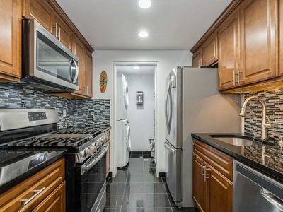 200 43rd St APT 304, Union City, NJ, 07087