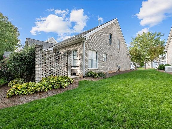 2nd image of 1817 Canaan Dr