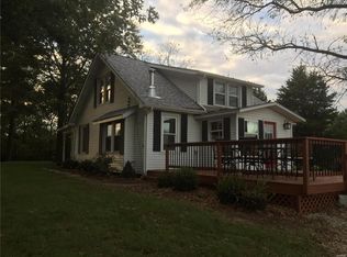 15215 Old Trenton Rd, Trenton, IL 62293