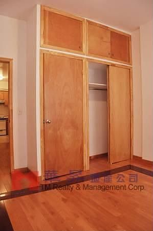 2nd image of 101 Allen St