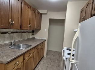 12 Delaware Ave #1A, Guelph, ON N1E3V4