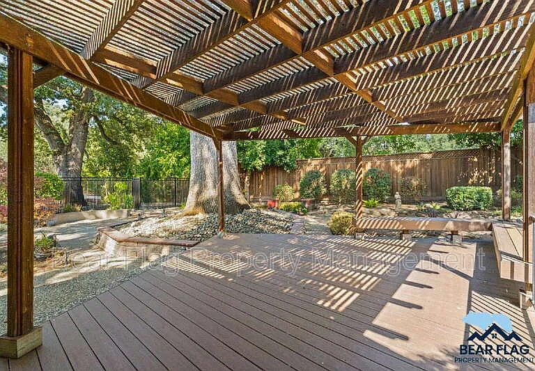 7919 Ridgemont Dr — Photo 57