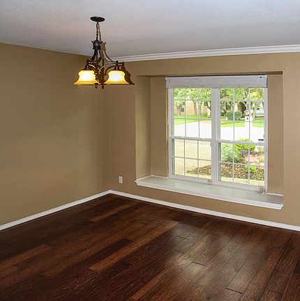 4th image of 19818 Encino Brook St