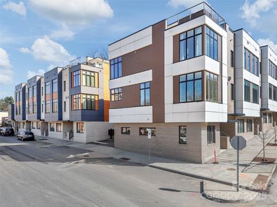 1 Bauhaus Ct #1, Asheville, NC, 28801