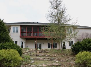 905 Fremont St, Waterville, MN 56096