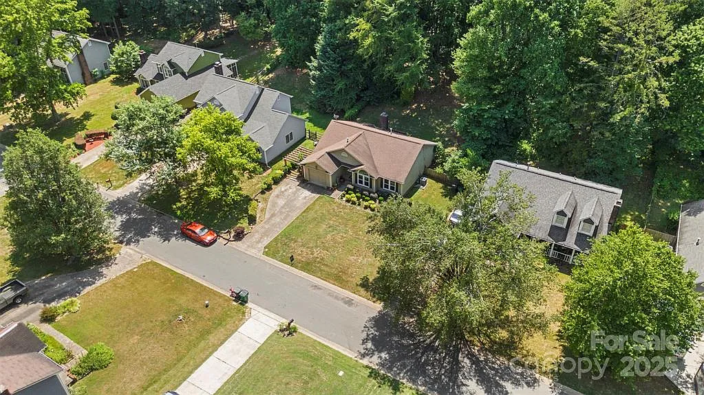 8918 Little Hampton Pl — Photo 4