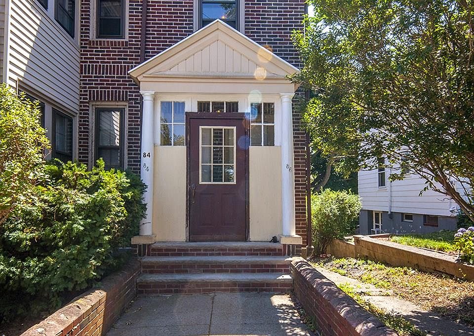 2nd image of 84-86 Orient Ave
