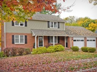 15 Kings Rd, Netcong, NJ 07857