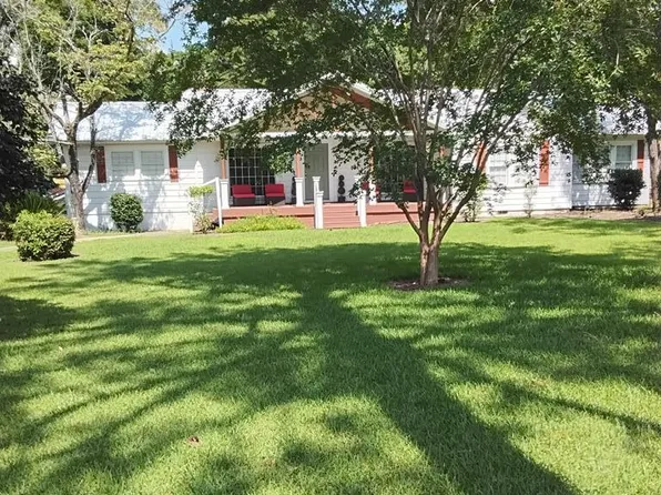 70 S Butler St, Camilla, GA 31730