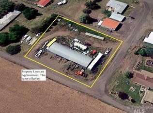 202 Ash St, Nezperce, ID 83543