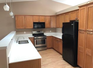 1611 Fir Ave, Crown Point, IN 46307